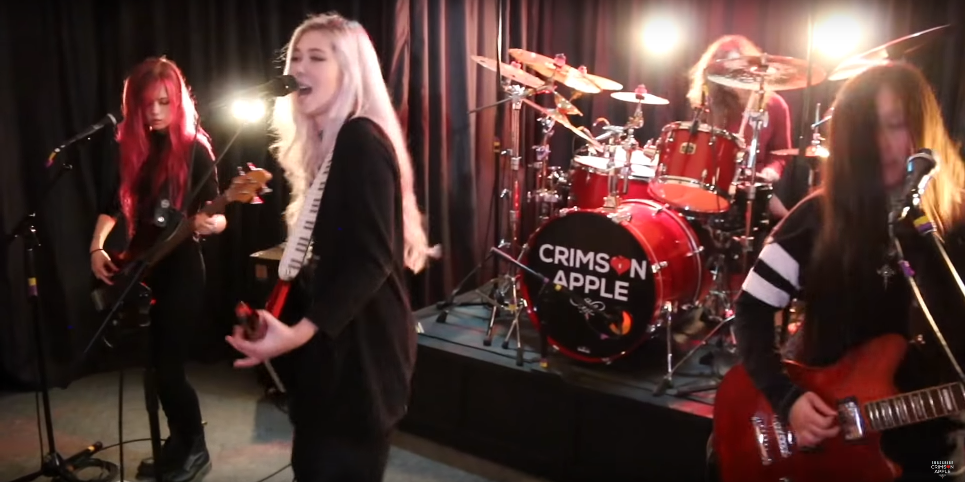 8 great albums eps released female musicians learn guitar for free